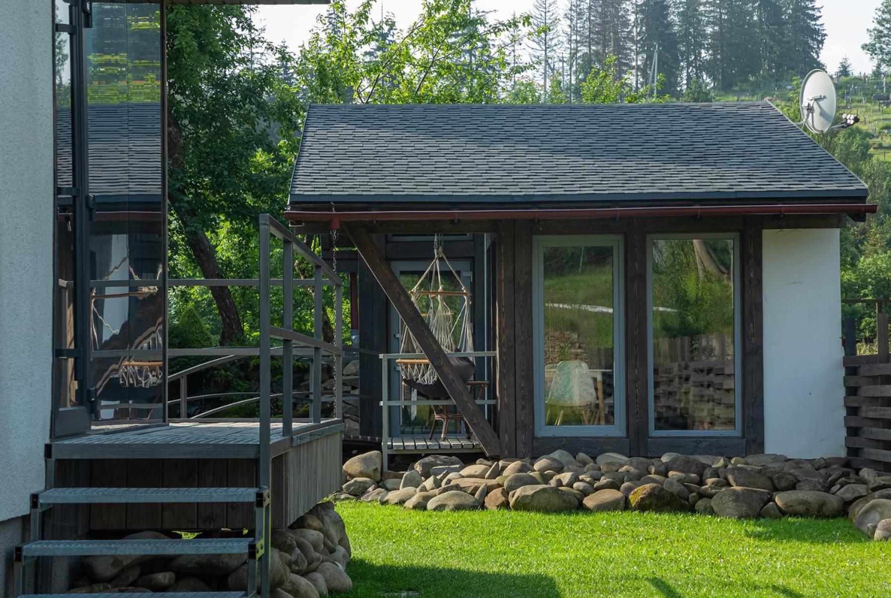 Lodge Veranda